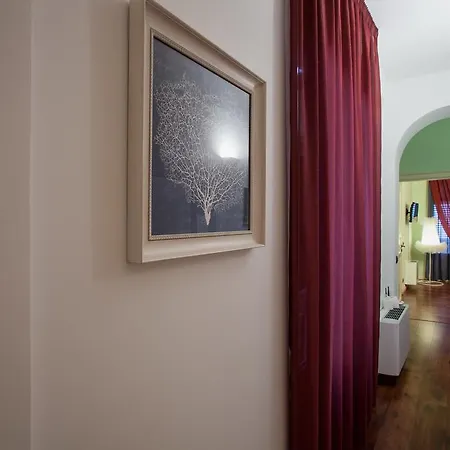 Garibaldi 61 Guest house 3*